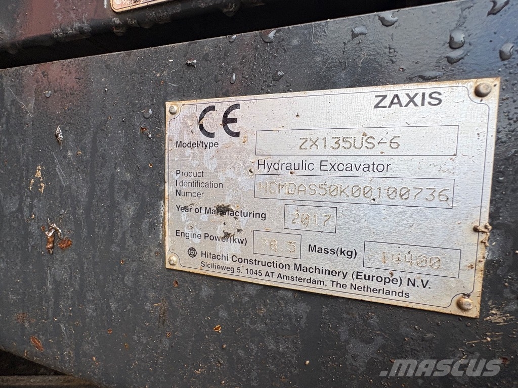 Hitachi ZX 135 US-6 Excavadoras sobre orugas