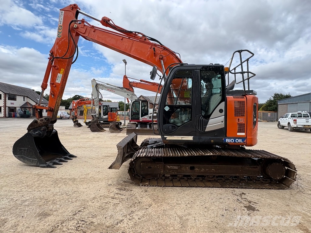 Hitachi ZX 135 US-6 Excavadoras sobre orugas
