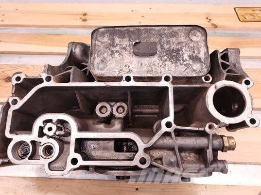 tcd 2013 L06 4V oil filter base Motores agrícolas