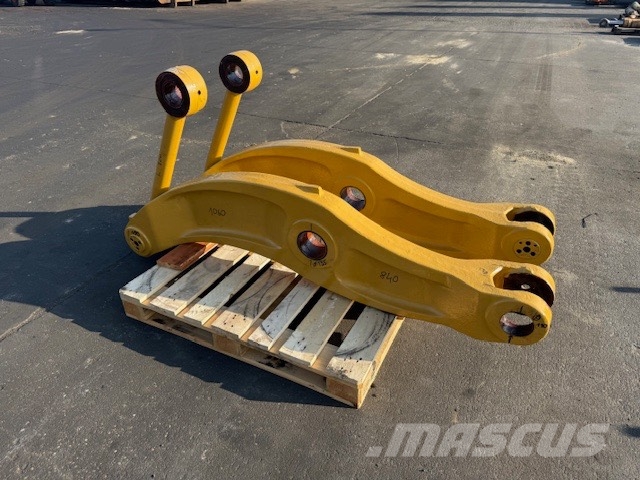 CAT 988 BUCKET CONNECTOR Benne