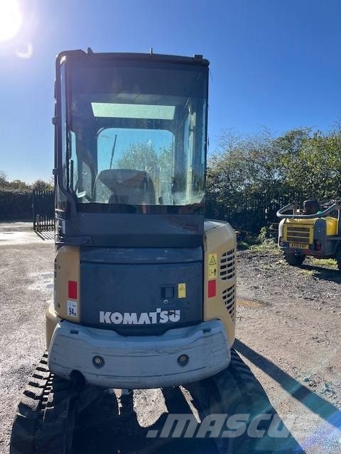 Komatsu PC 27 MR-2 حفارات صغيرة أقل من 7 طن (حفارات صغيرة)