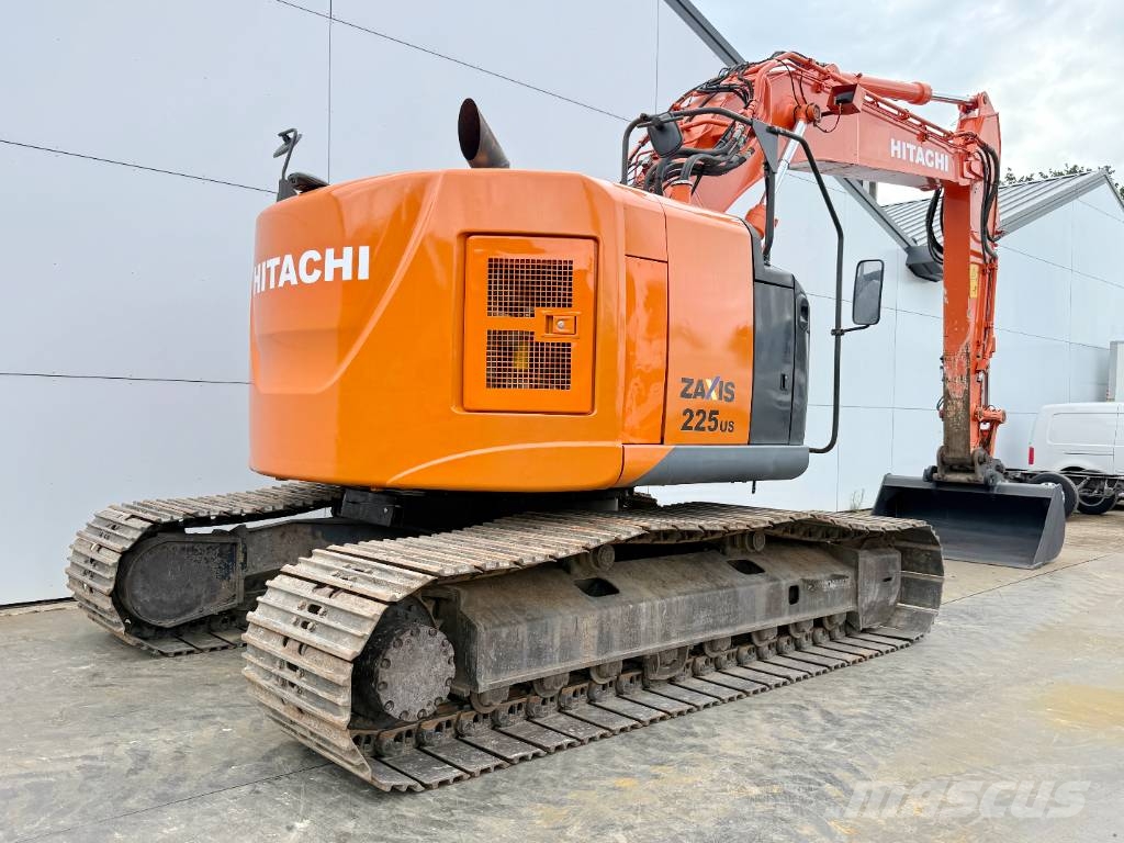 Hitachi ZX225LC-5B - New Bucket / Automatic Greasing / CAM Escavadeiras de esteiras