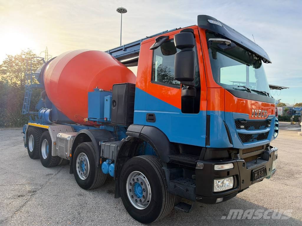 Iveco TRAKKER AD340T45 Autobetoniere