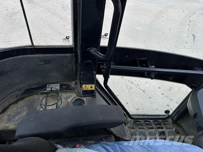 Kubota R065W Utovarivači na točkove