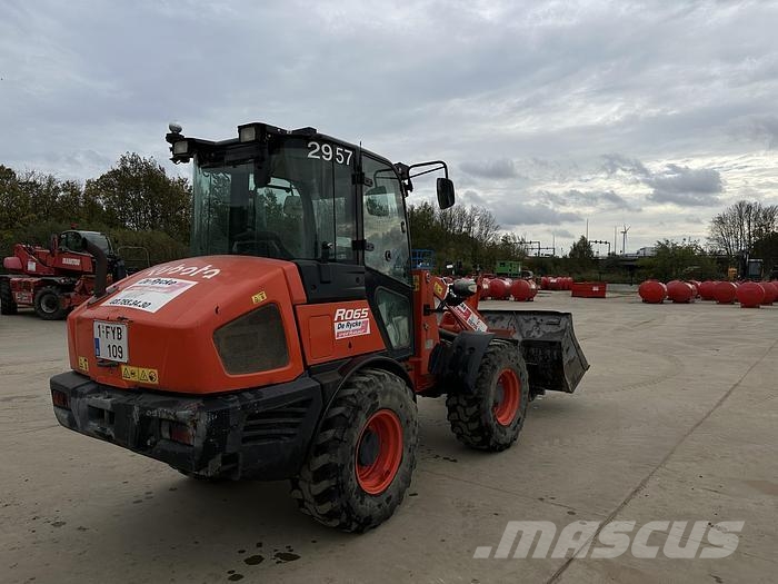 Kubota R065W Utovarivači na točkove