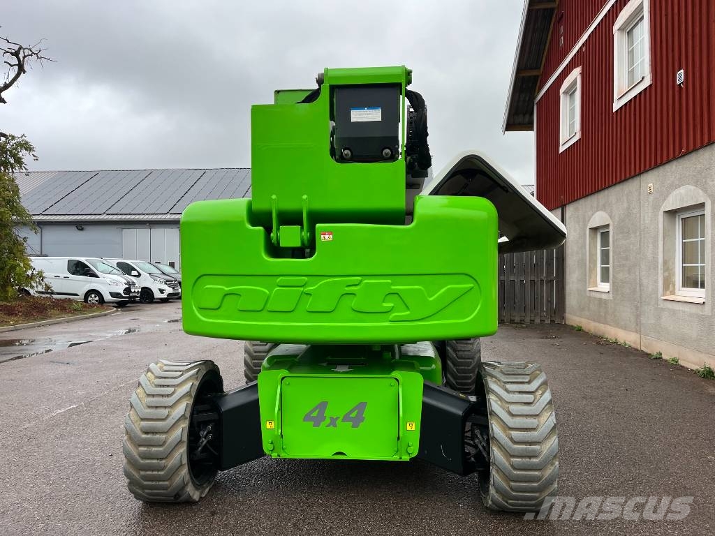 Niftylift HR 28 Kompakte selbstfahrende Hebebühnen