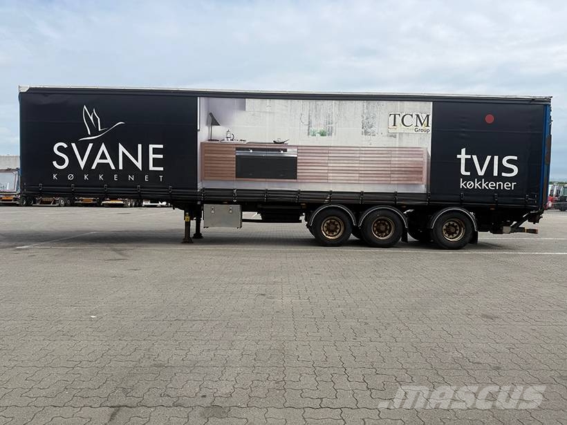 Kel-Berg 3 axle Curtainsider / Planenauflieger Poluprikolice sa ciradom