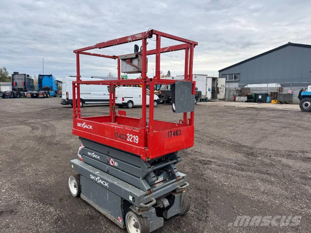 SkyJack SJ 3219 Scheren-Arbeitsbühnen