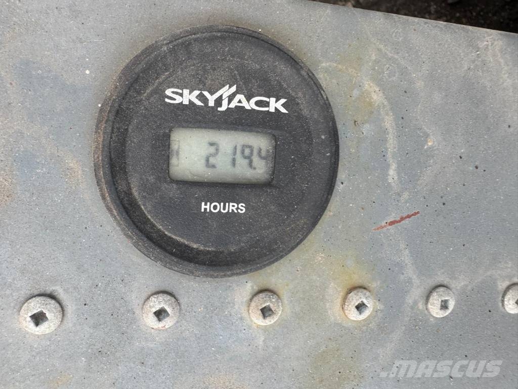 SkyJack SJ 3219 Scheren-Arbeitsbühnen