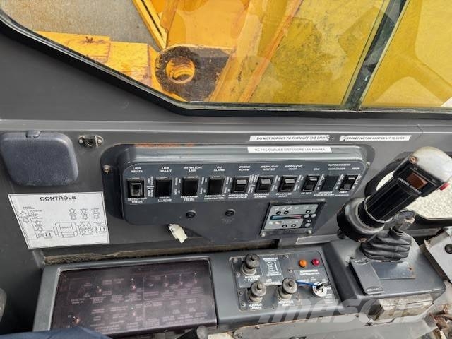 Kobelco CKE 800 Grúas de oruga