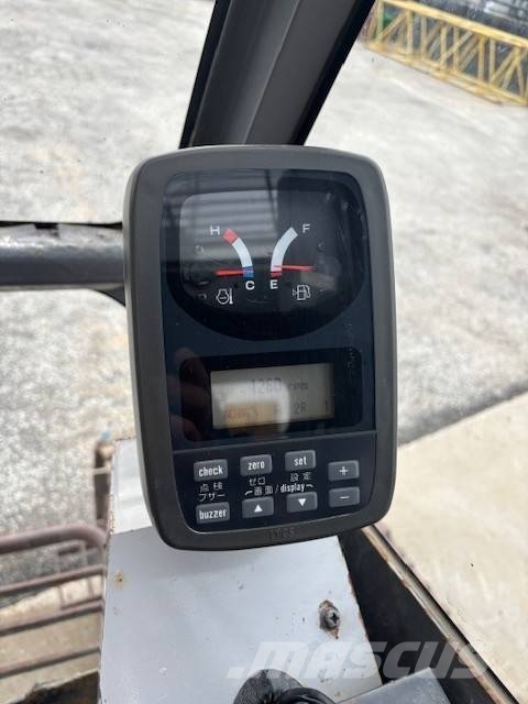 Kobelco CKE 800 Grúas de oruga