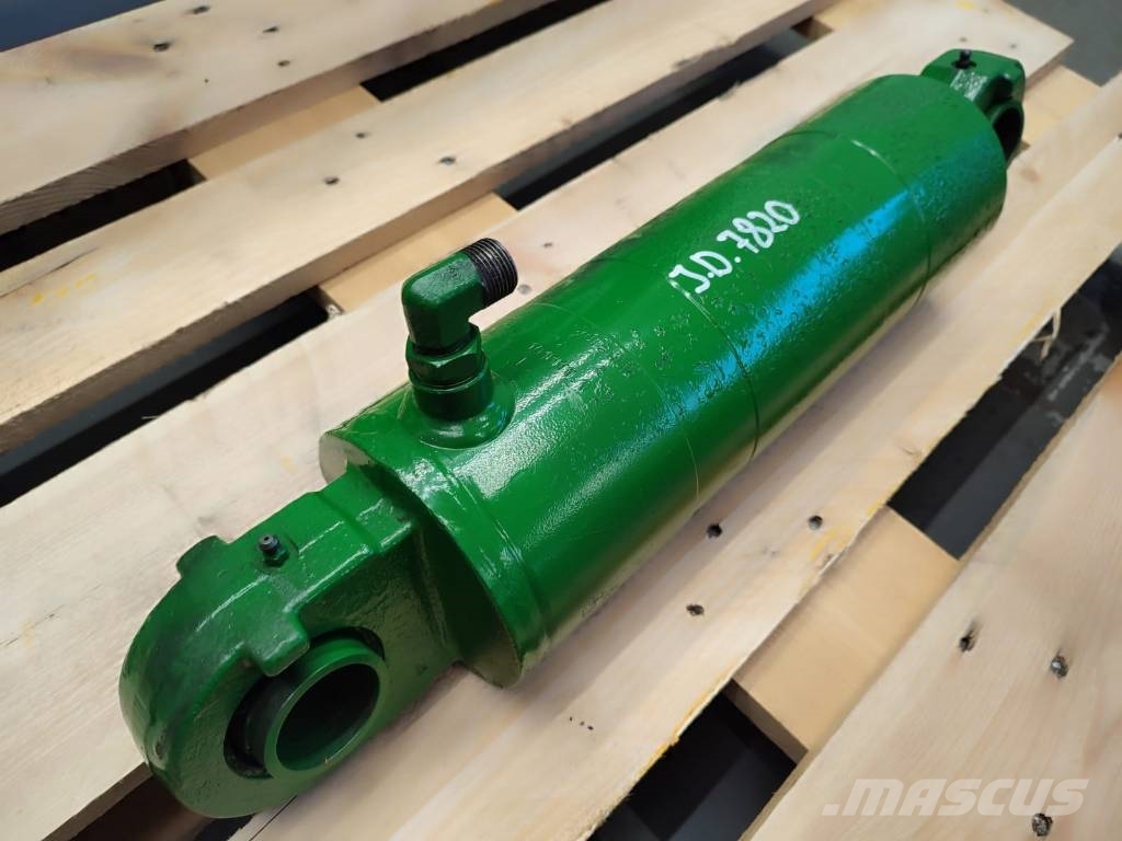 John Deere 782 Rear linkage hydraulic cylinder AL110502 Hydraulika