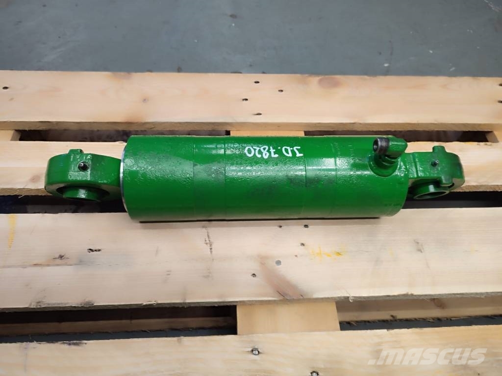 John Deere 782 Rear linkage hydraulic cylinder AL110502 Hydraulika