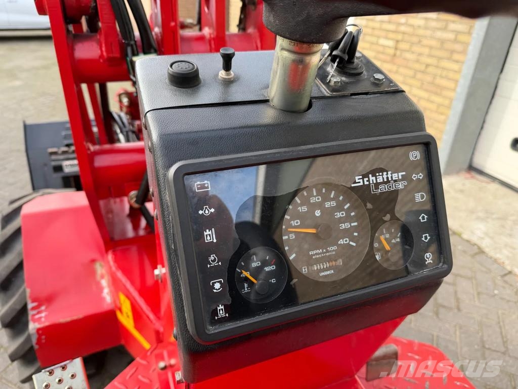 Schäffer 332 332 Mini iekrāvēji