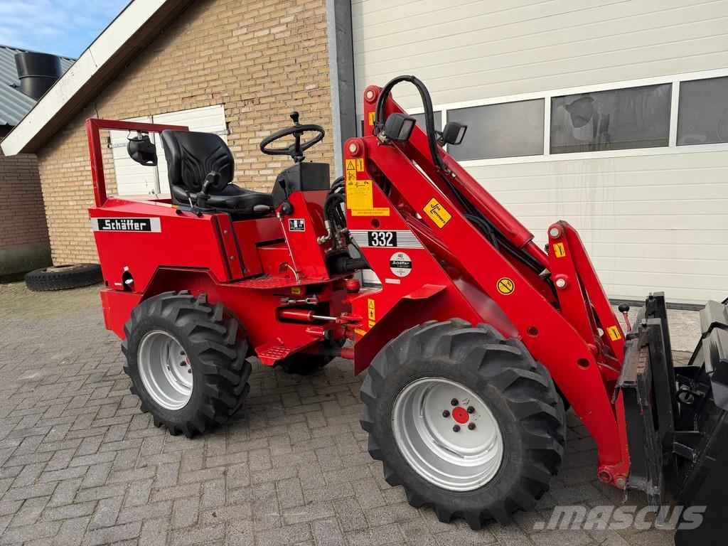 Schäffer 332 332 Mini iekrāvēji