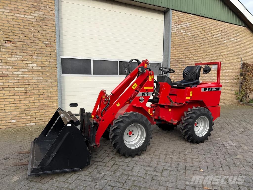 Schäffer 332 332 Mini iekrāvēji