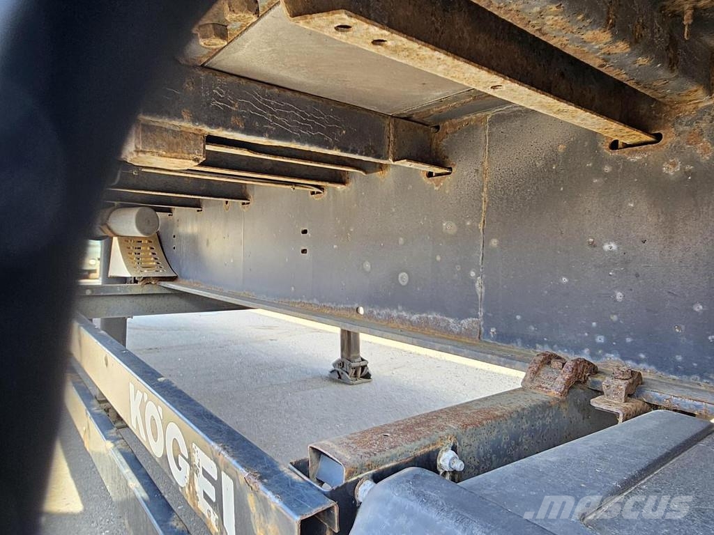 Kögel s 24-1 - COIL - SLIDING ROOF - SAF DISC Semirremolques de caja de lona