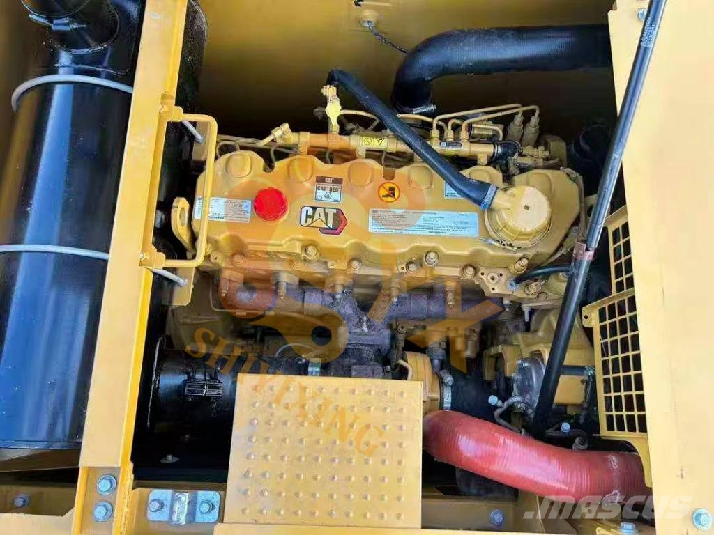 CAT 345 Bagri goseničarji