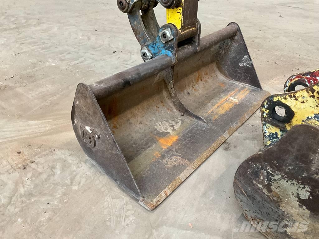 Neuson Et 16 حفارات صغيرة أقل من 7 طن (حفارات صغيرة)