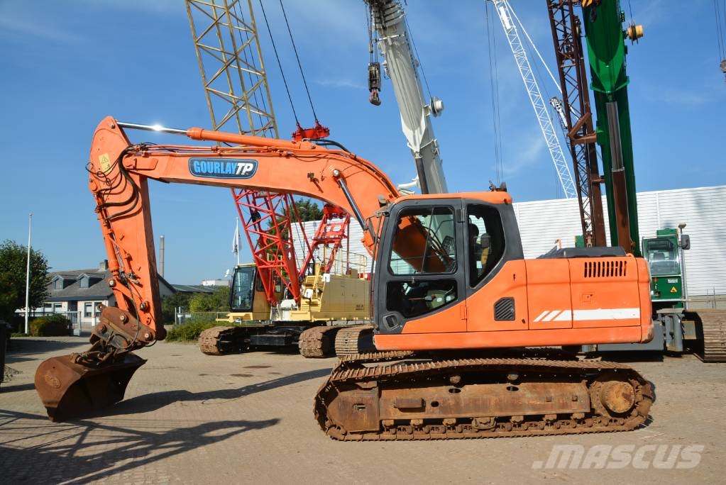 Doosan DX 180 LC Raupenbagger