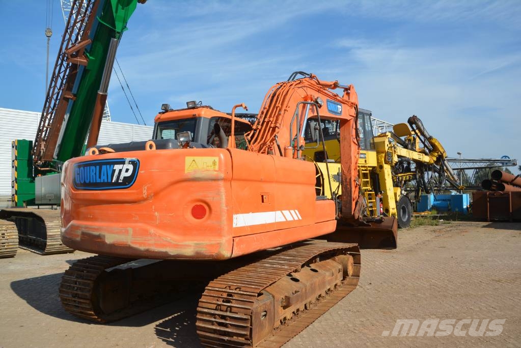 Doosan DX 180 LC Raupenbagger