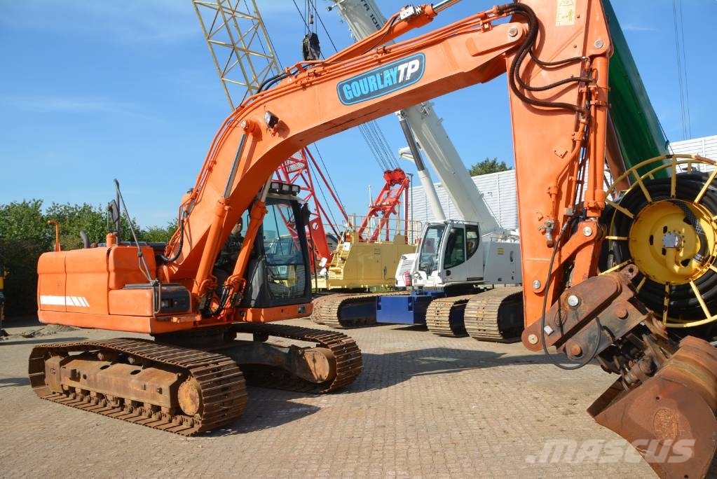 Doosan DX 180 LC Raupenbagger