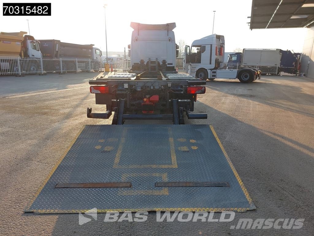 Scania P500 P 6X2 Full Air Zepro 2500kg Ladebordwand Lift Camiones desmontables
