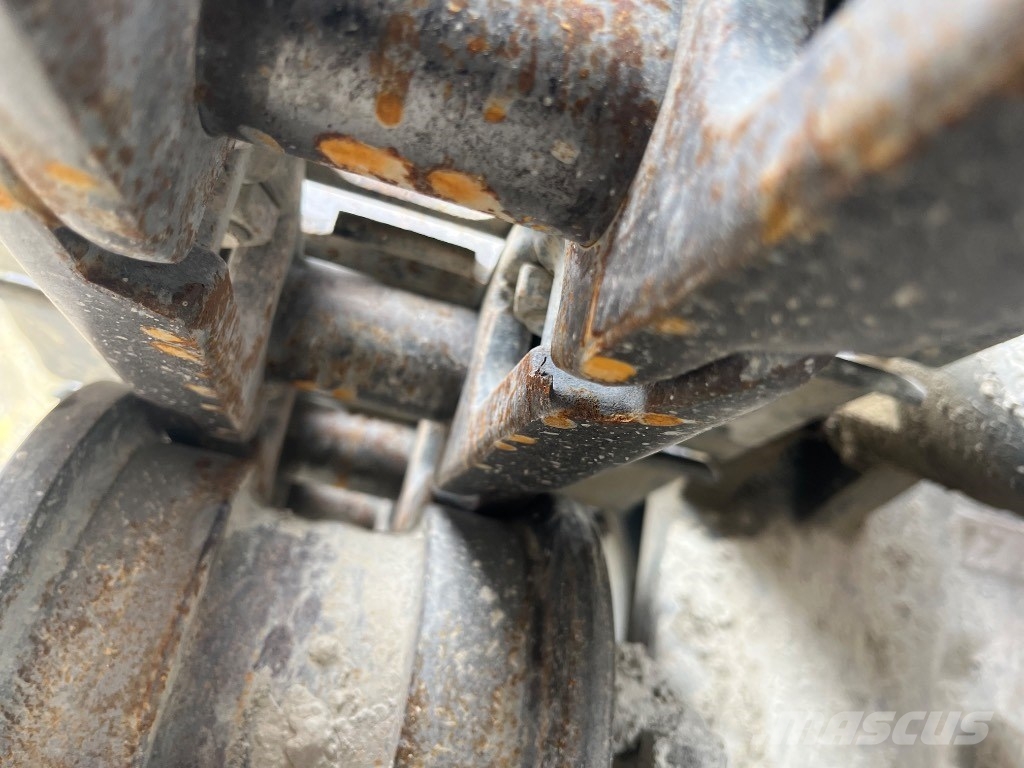 Sandvik DP 1100 i Terenske vrtalne naprave