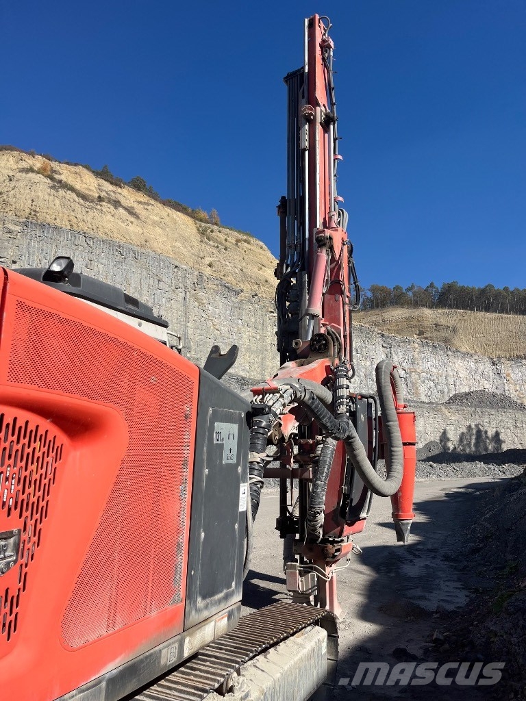 Sandvik DP 1100 i Terenske vrtalne naprave