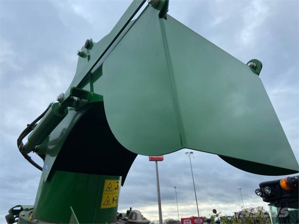 McHale Silgaeverteiler und Strohhäcksler "C 460" Besleyici, ventilatör ve asansörler