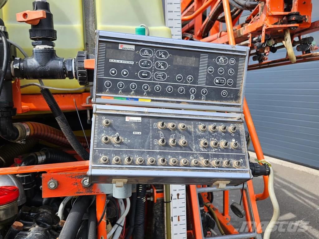 Douven NEVELSPUIT 3400 Ltr Veldspuit - 27mtr Getrokken spuitmachines