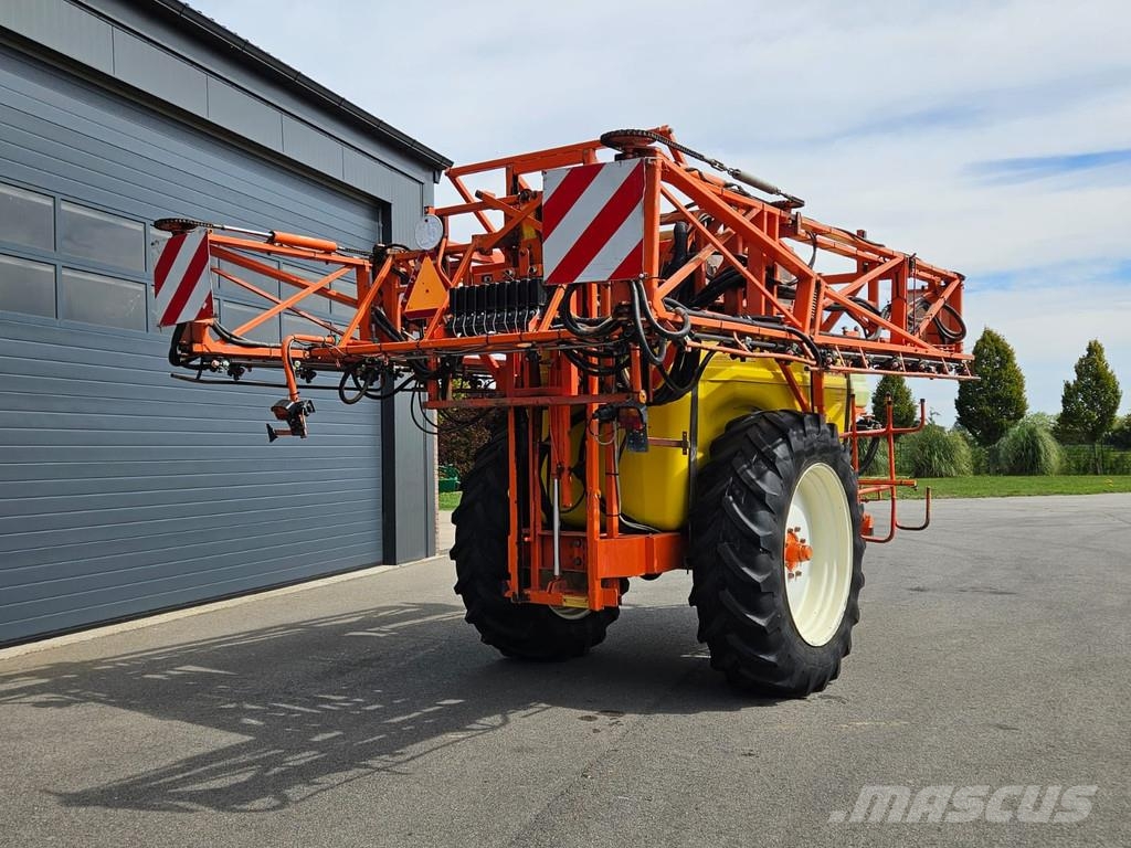 Douven NEVELSPUIT 3400 Ltr Veldspuit - 27mtr Getrokken spuitmachines