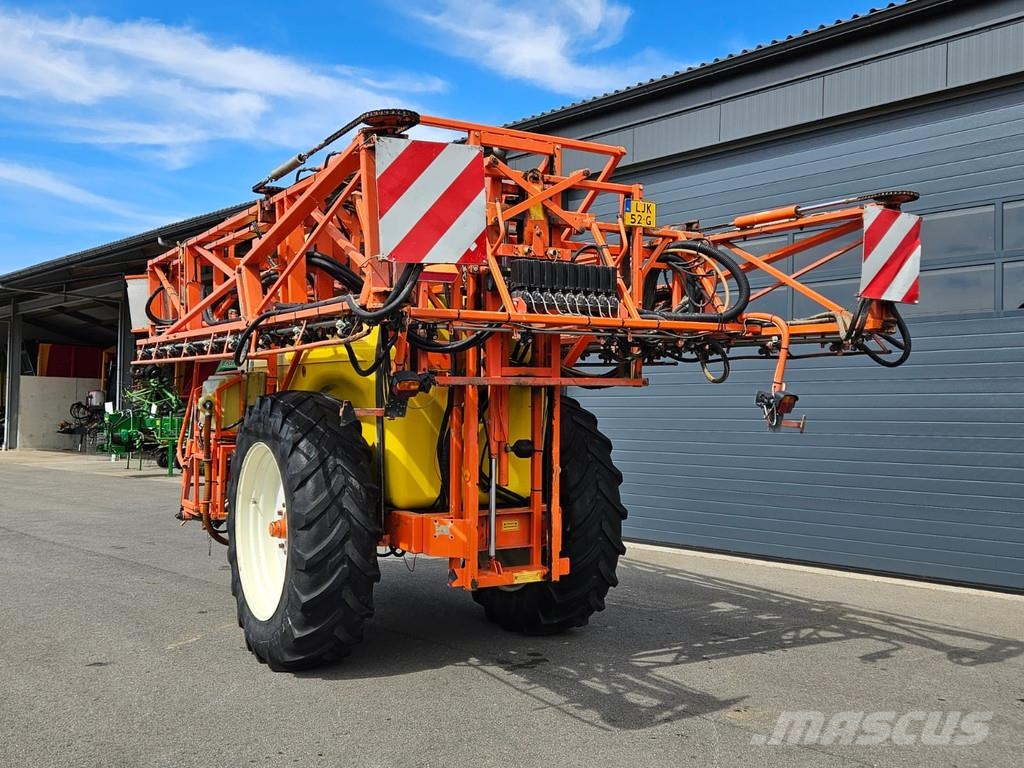 Douven NEVELSPUIT 3400 Ltr Veldspuit - 27mtr Getrokken spuitmachines