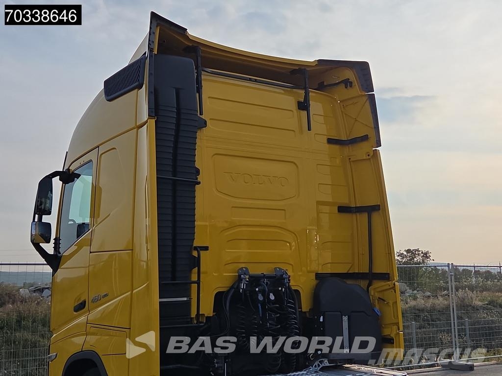 Volvo FH 460 4X2 Globe Mega 2x Tanks I-ParkCool Navi ACC Vilcēji
