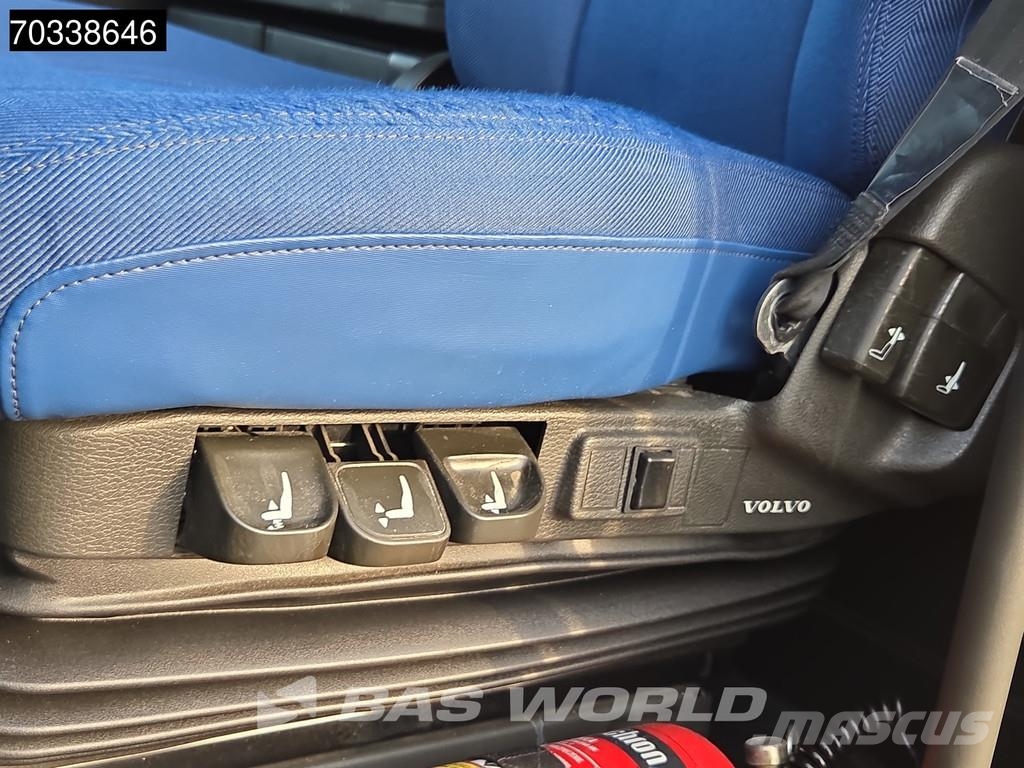 Volvo FH 460 4X2 Globe Mega 2x Tanks I-ParkCool Navi ACC Тягачі