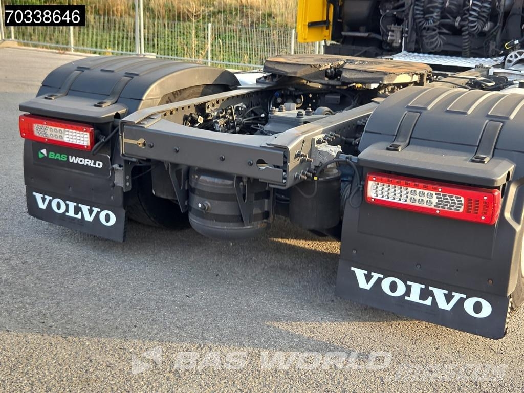 Volvo FH 460 4X2 Globe Mega 2x Tanks I-ParkCool Navi ACC 牵引车
