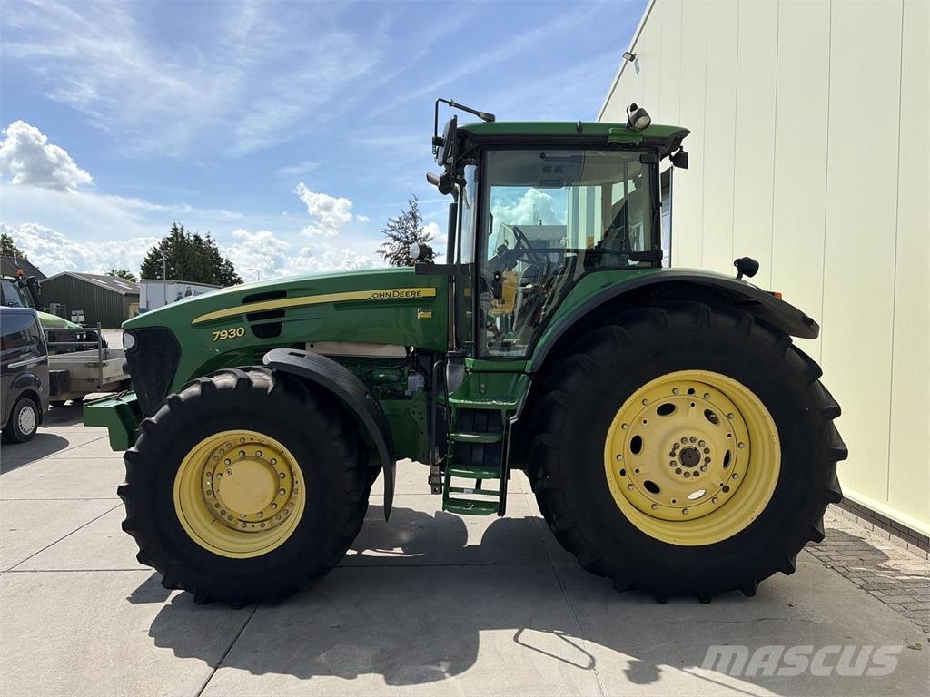 John Deere 7930 PQ Tractors
