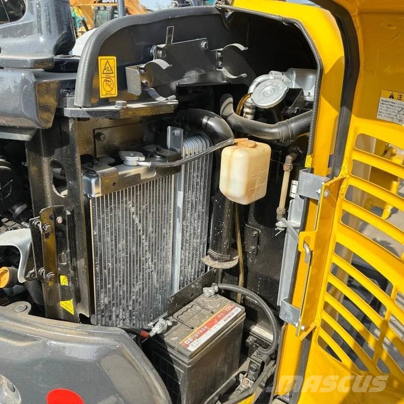 Komatsu PC20 Гусеничні екскаватори