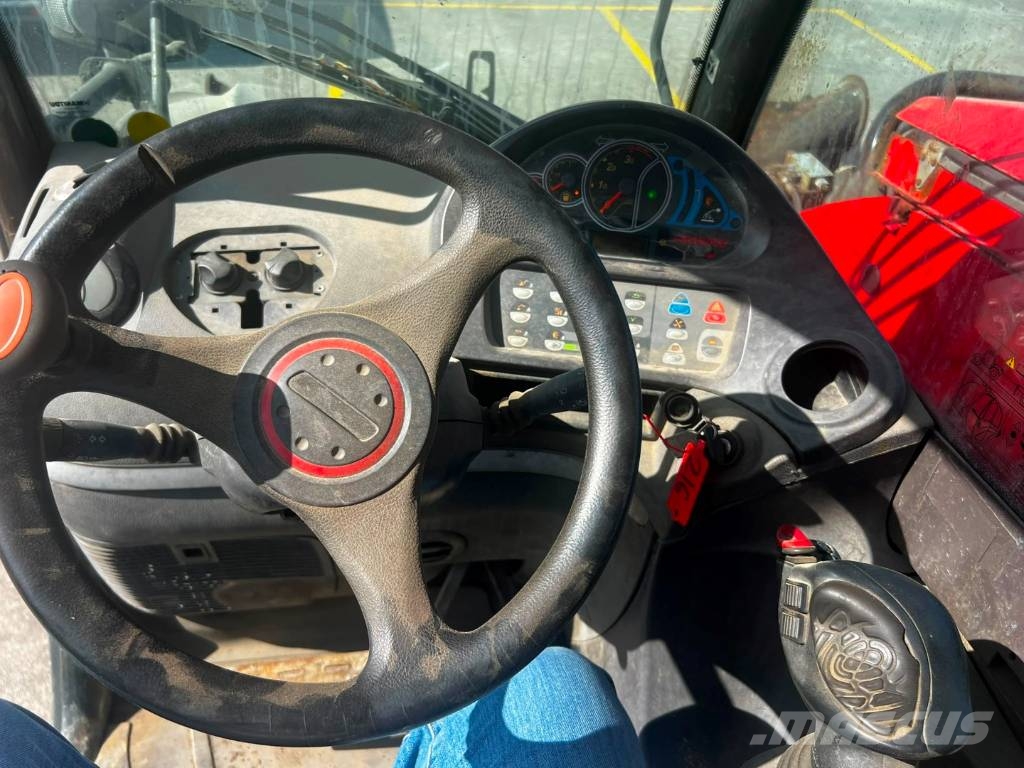 Manitou 1335 مناولات متداخلة