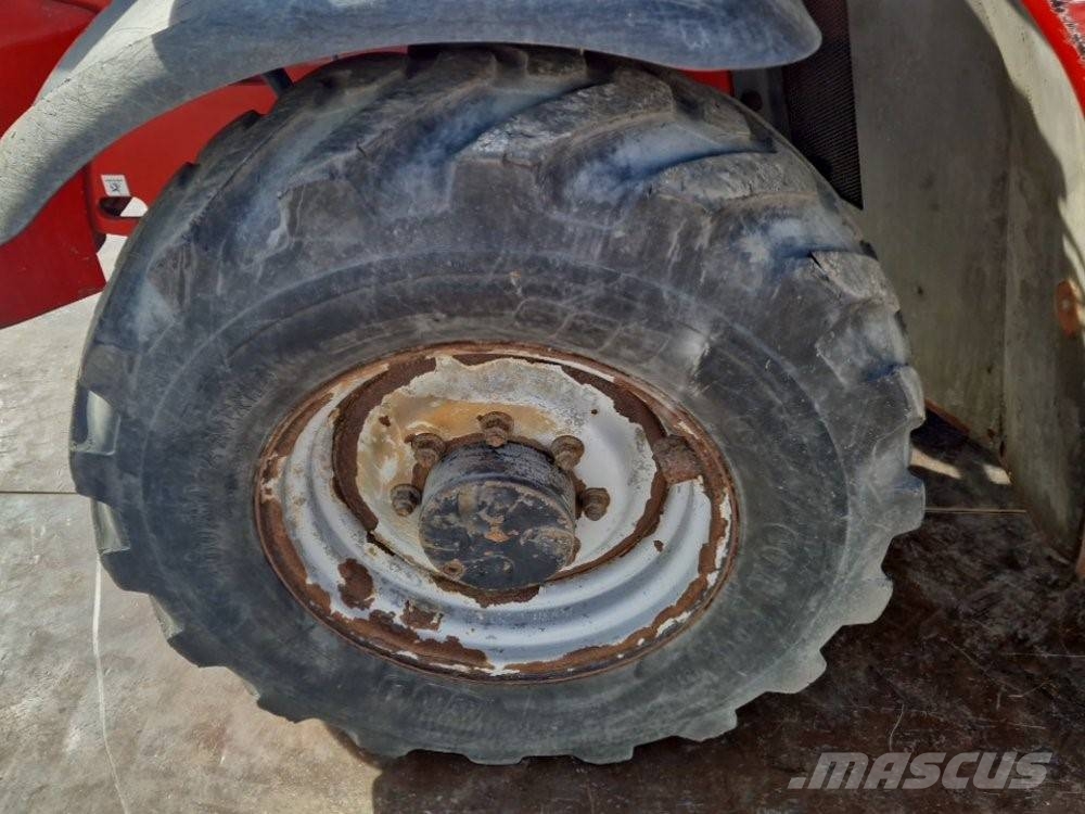 Manitou 1335 مناولات متداخلة