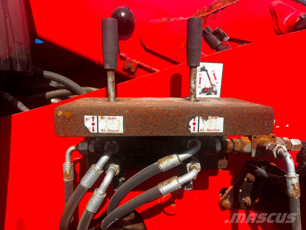 Manitou 1335 مناولات متداخلة