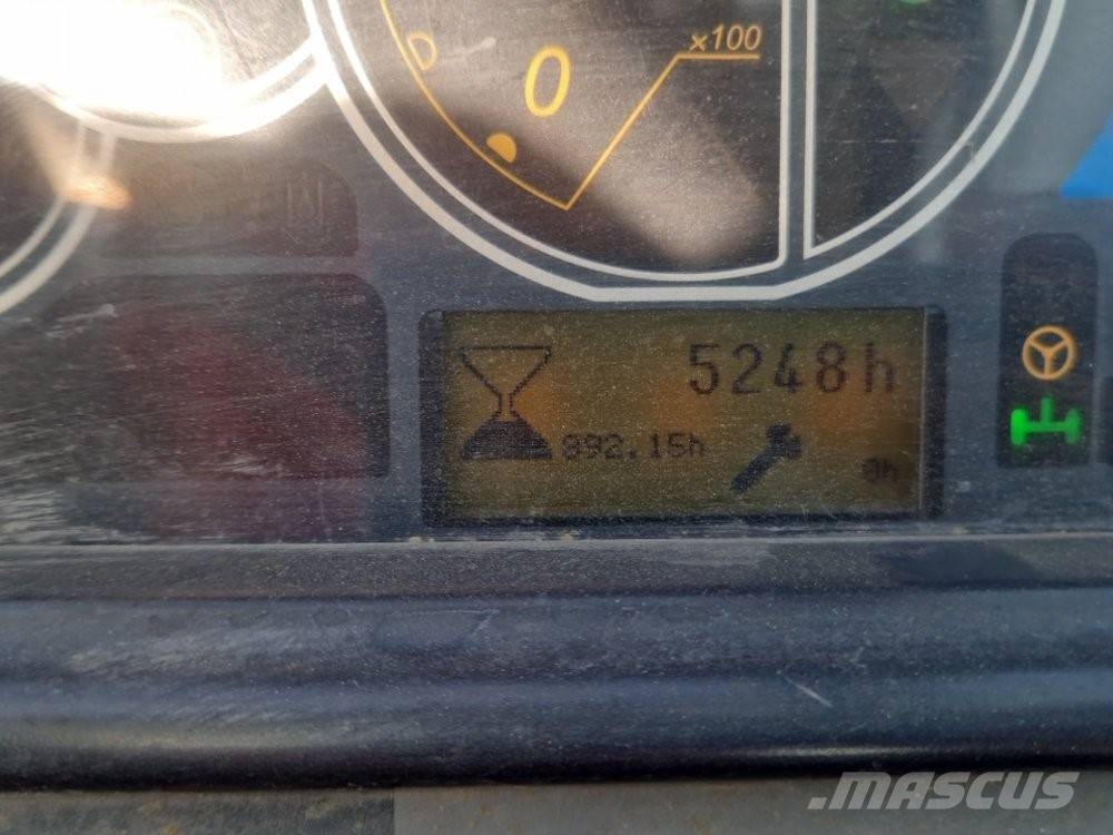 Manitou 1335 مناولات متداخلة