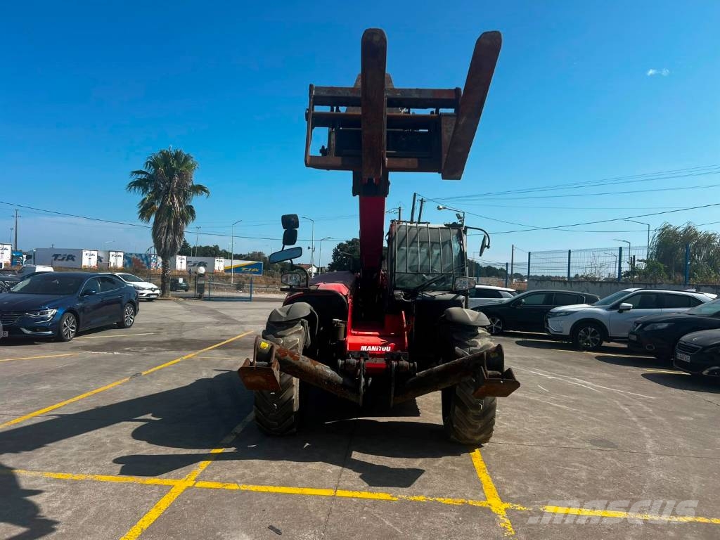 Manitou 1335 مناولات متداخلة