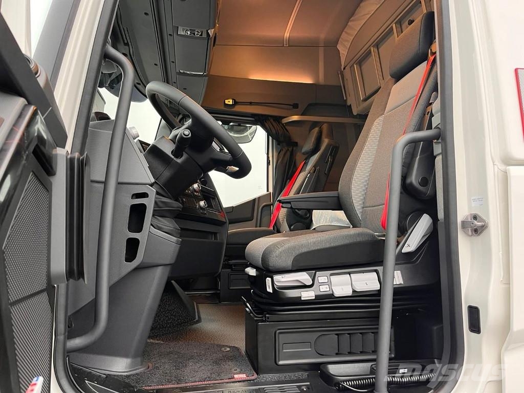 Renault T480 4X2 Renault T HIGH 480 4x2 - Lowdeck, full ai وحدات الجر