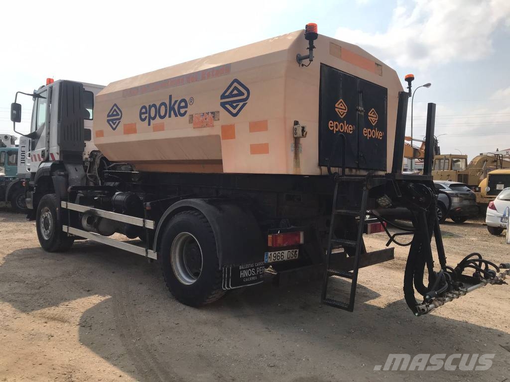 Iveco AD 190 T31 Tipper trucks