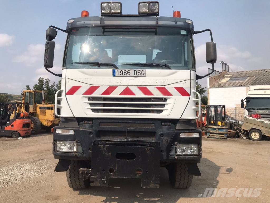 Iveco AD 190 T31 Tipper trucks