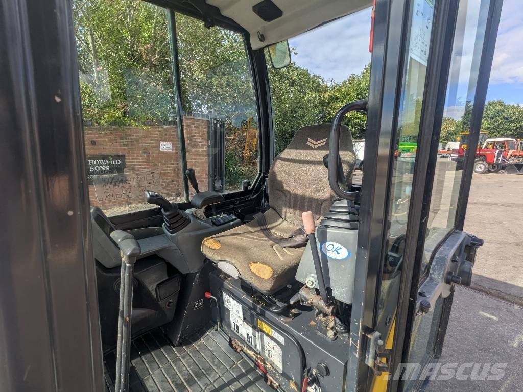 Yanmar SV 16 小型挖掘机