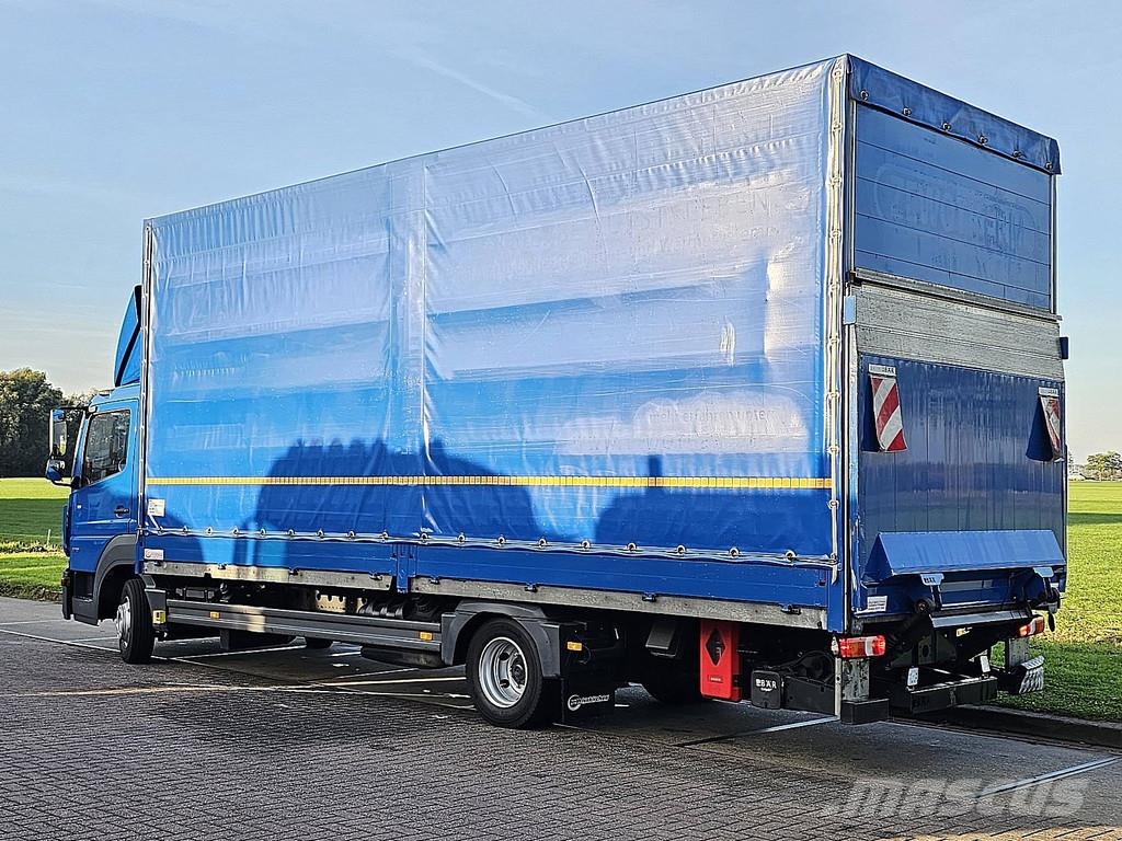 Mercedes-Benz ATEGO 818 AIRCO TAILLIFT Schuifzeilopbouw