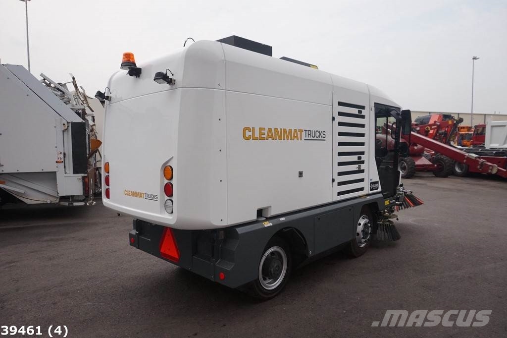 Ravo 540 STH met 3-de borstel Sweeper trucks