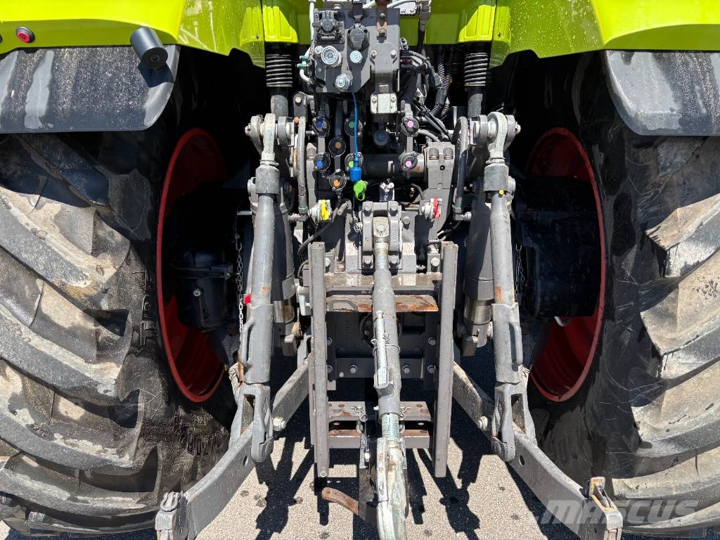 CLAAS AXION 940 CMATIC 트랙터